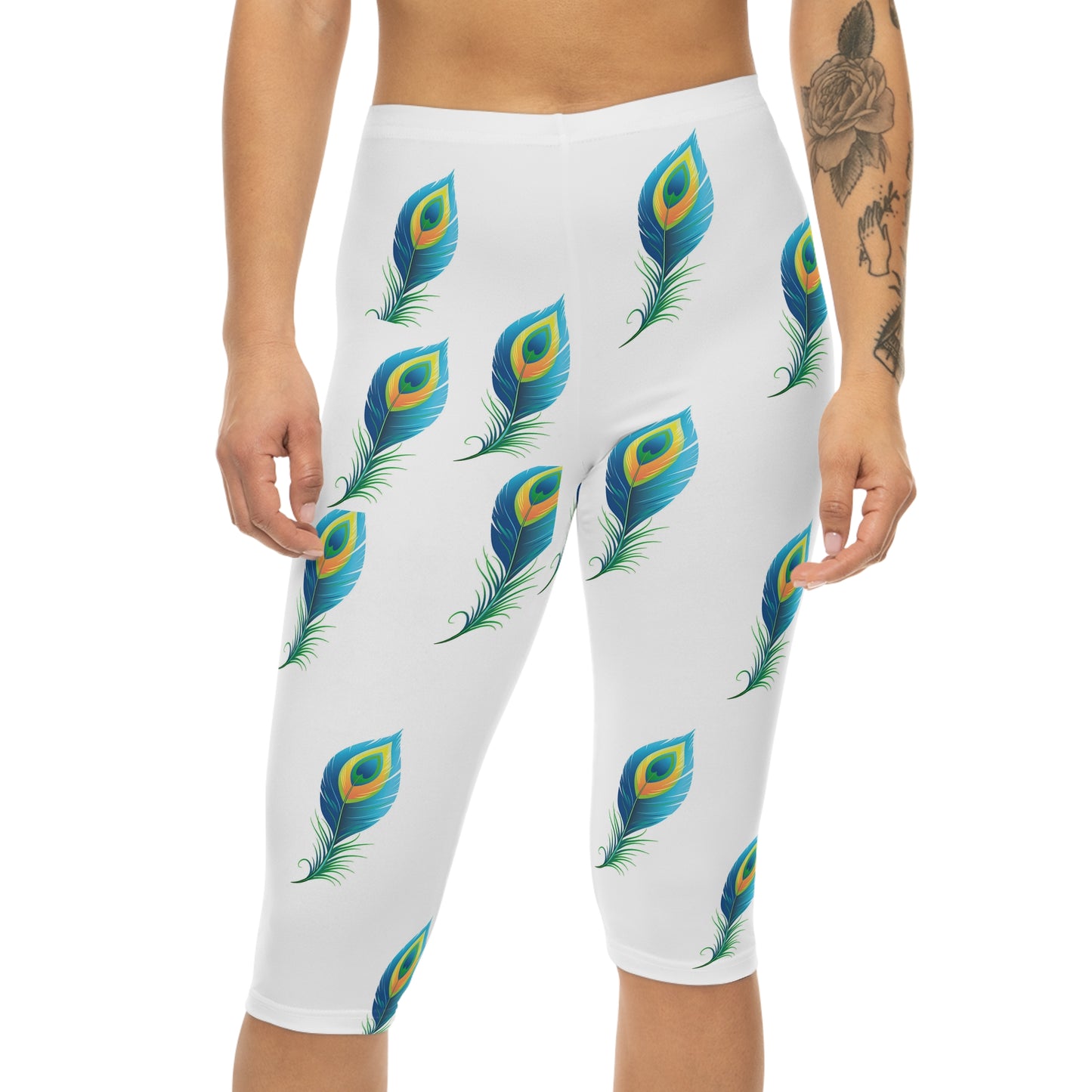 Big Bang Apparell peacock Women’s Capri Leggings (AOP)